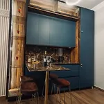 Individualliving 1 Excellent Location !!! *