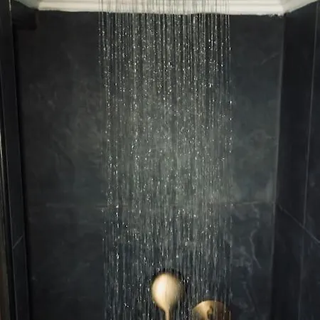 Individualliving 1 Excellent Location !!! Tesalónica