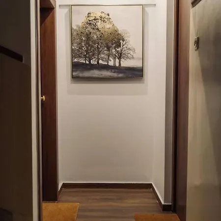 Individualliving 1 Excellent Location !!! Apartment *