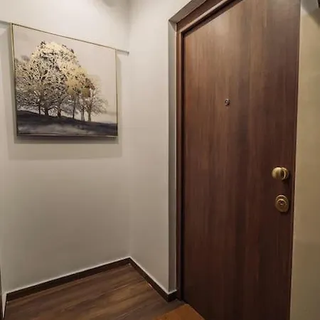 Individualliving 1 Excellent Location !!! Apartment *